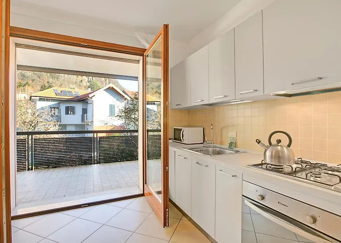 Magnolia - New Center- Happy *