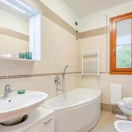 Magnolia: Centre 2br With Terrace - Happy Laveno-Mombello
