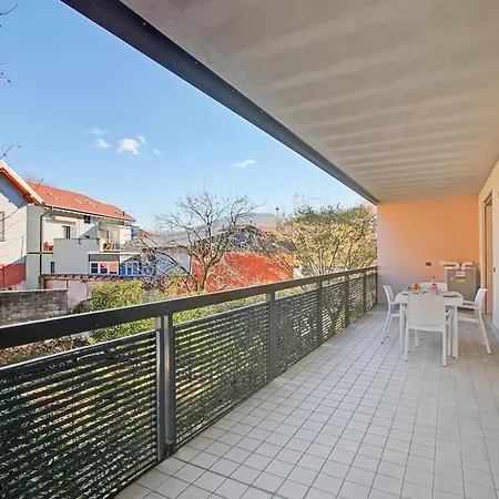 Magnolia: Centre 2br With Terrace - Happy Laveno-Mombello