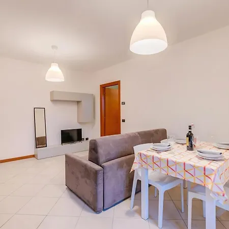 Magnolia: Centre 2br With Terrace - Happy Appartement *
