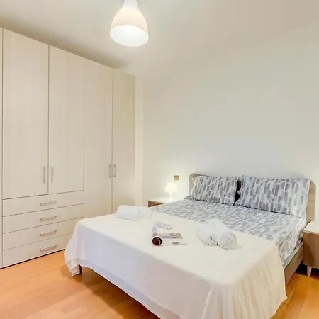 Magnolia: Centre 2br With Terrace - Happy * Laveno-Mombello