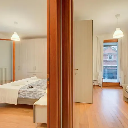 Magnolia: Centre 2br With Terrace - Happy