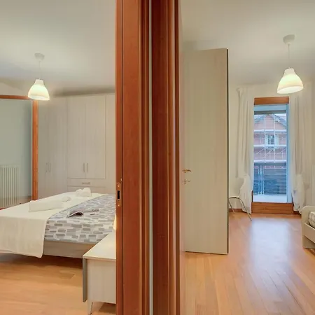 Magnolia - New Apartment Laveno Center- Happy Rentals